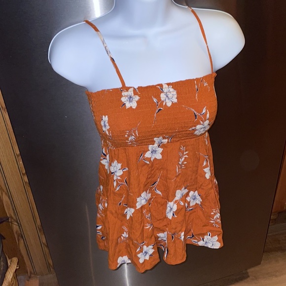 ‼️CLEARANCE‼️Orange Floral Spaghetti Strap 🤍🧡 - Picture 7 of 14